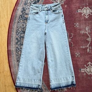 BAYEAS Raw Hem Wide-Leg Cropped Jeans Size 27